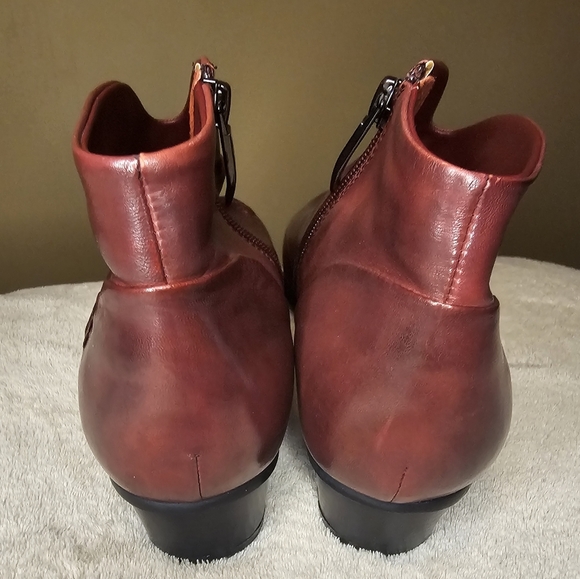 Regarde Le Ciel Red brown leather comfort booties Size 9/9.5 - Picture 4 of 10